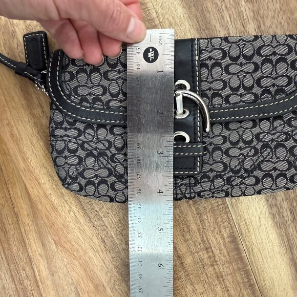 Coach Vintage Soho Flap Wristlet Wallet - Picture 11 of 12